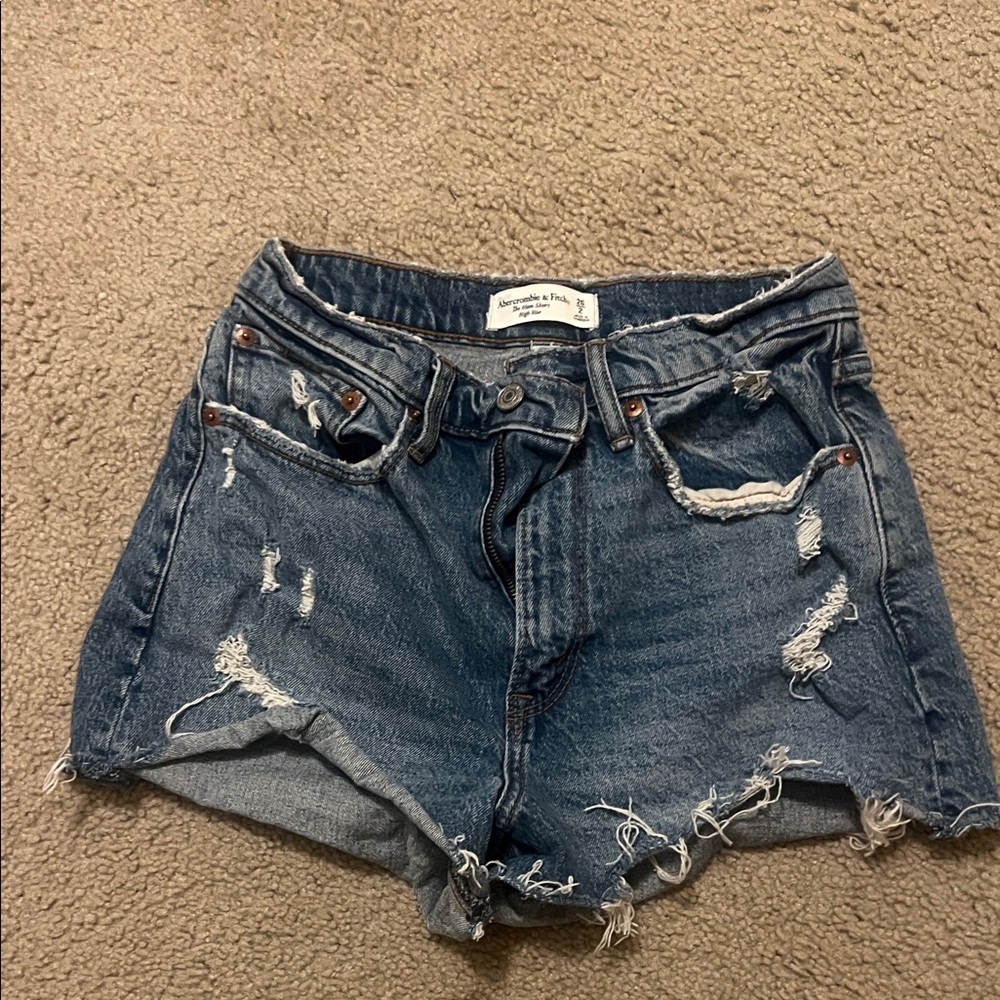 Abercrombie & Fitch - curve love mom short